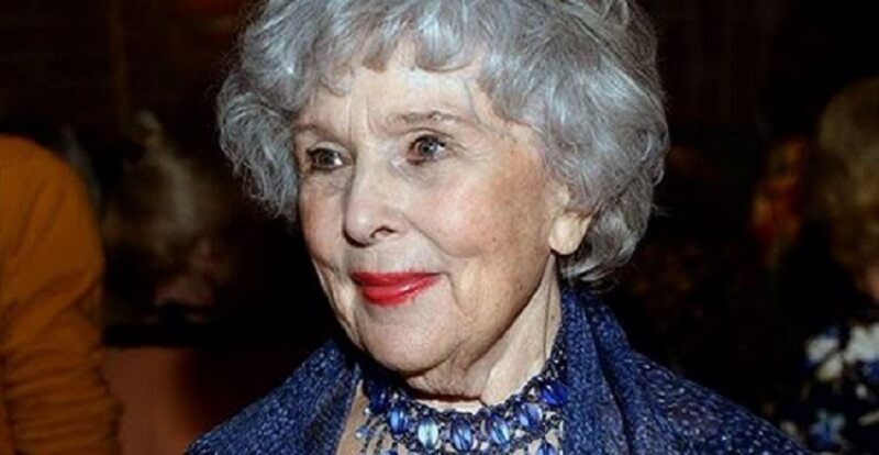 «Уникальная женщина» Вера Васильева отметила свой 93  й день рождения на сцене