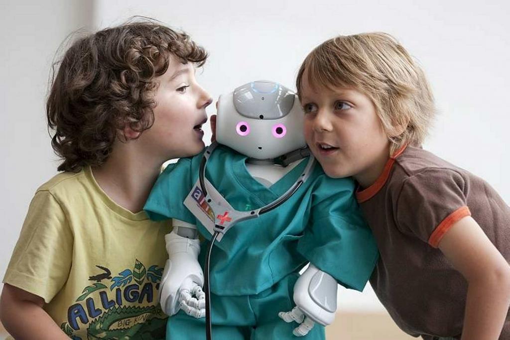 Роботы, способные к обучению: умные машины будут заботиться о нас в старости, но для этого они должны «учиться» у детей
