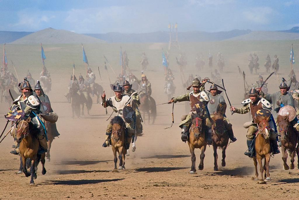 Монгольский стейк: почему кочевой народ надолго клал мясо под седло лошади, прежде чем съесть его