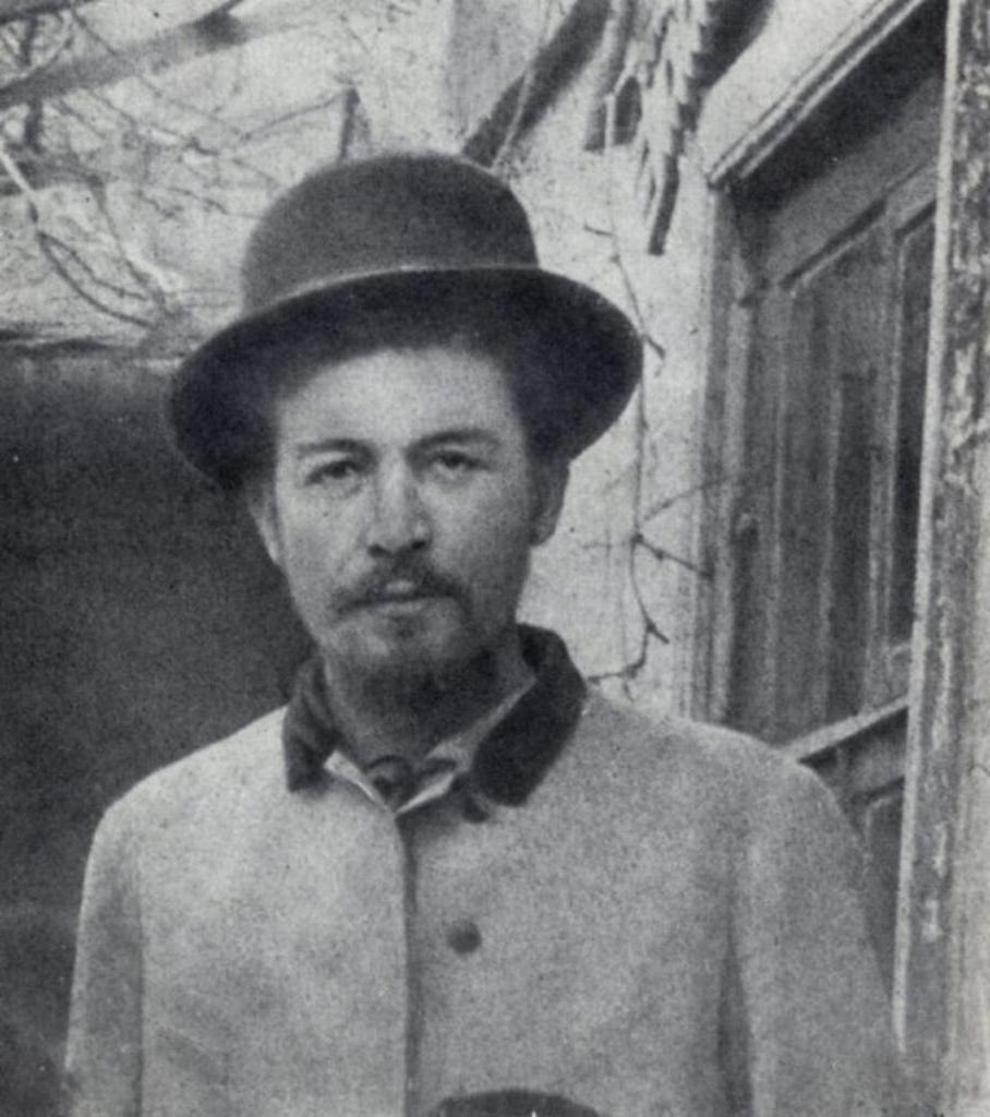 Почему отец Чехова хотел изгнать из него бесов: мистика в жизни великого писателя