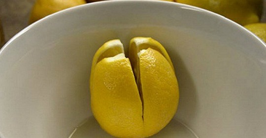 Разрежьте лимон и оставьте его в спальне: однажды это может спасти всю семью от беды