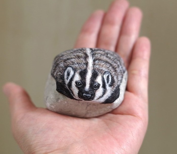 Японка превращает камни в очаровательных животных