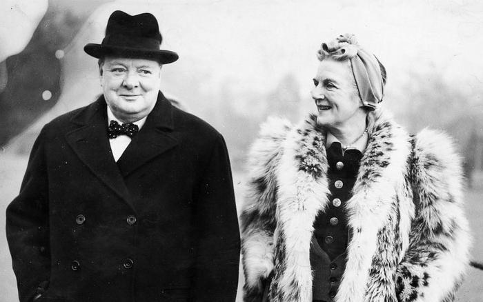 Уинстон Черчилль и его Клементина: 57 лет брака, которому многие не давали и полгода