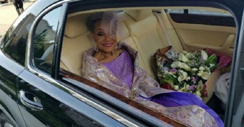 86 летняя невеста покорила интернет свадебным платьем