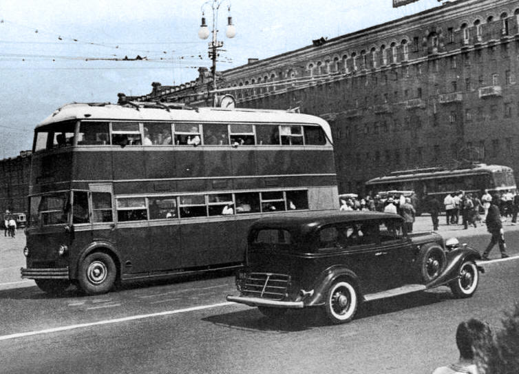 Почему двухэтажные автобусы не прижились в Советском Союзе
