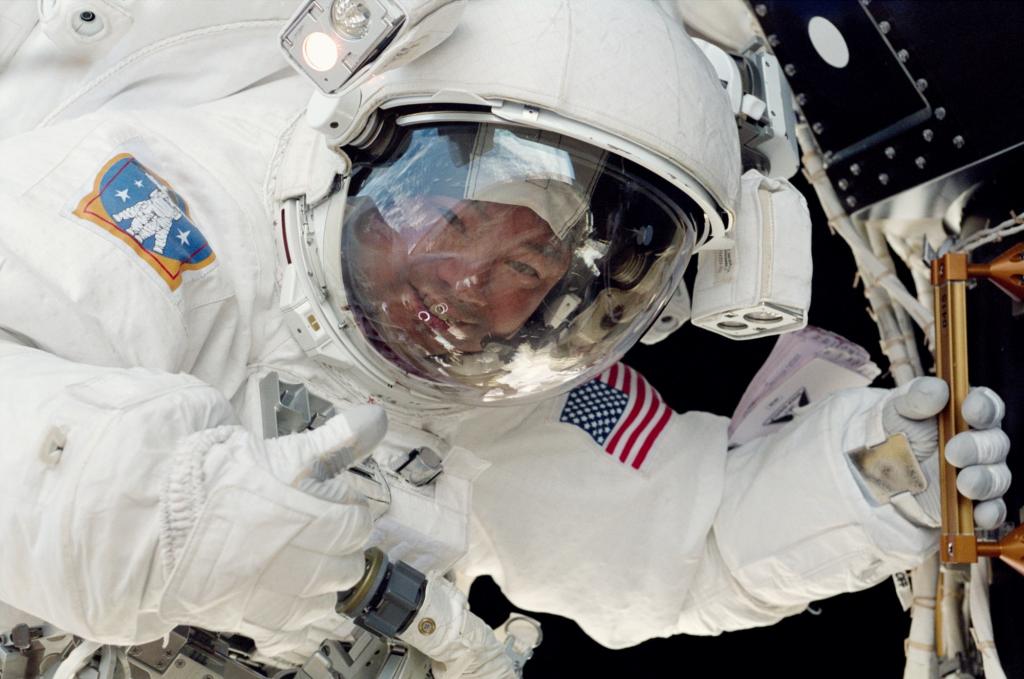Любят поесть: чем русские коллеги удивляют американских астронавтов