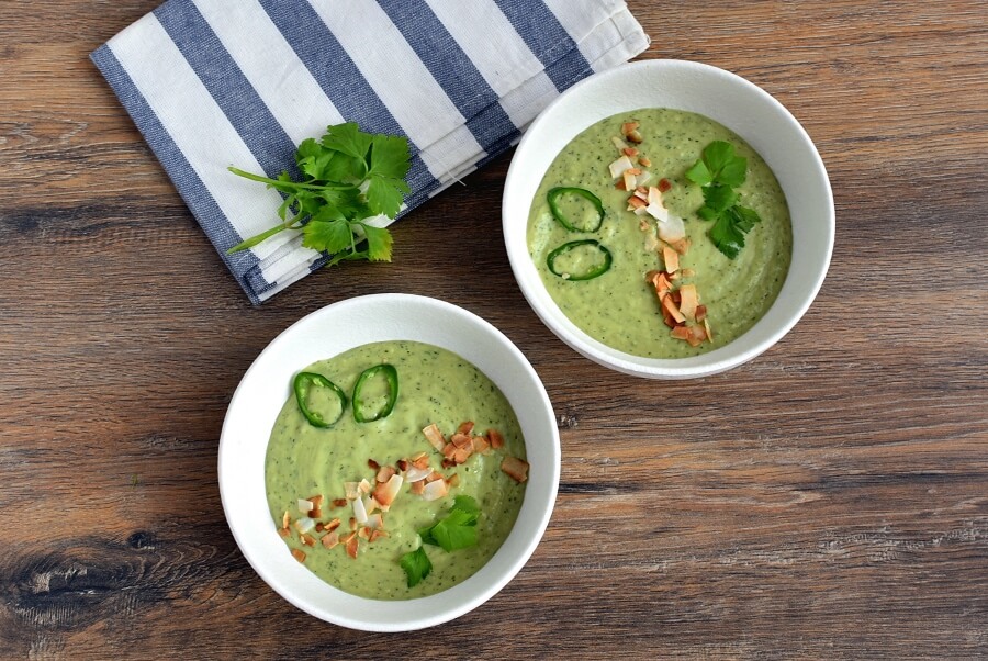 Вкусный диетический суп из огурцов и авокадо. Рецепт приготовления первого блюда