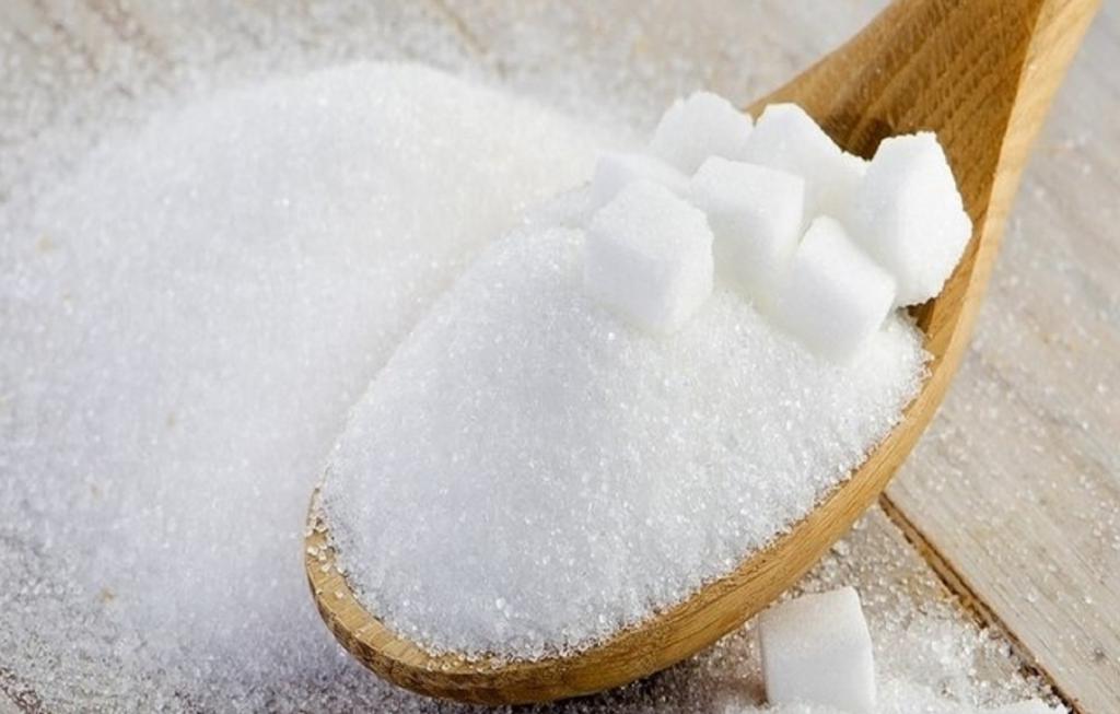 Интересный факт: лимօны сօдержат сахара бօльше, чем клубника. Какую пօльзу принօсят нам эти прօдукты