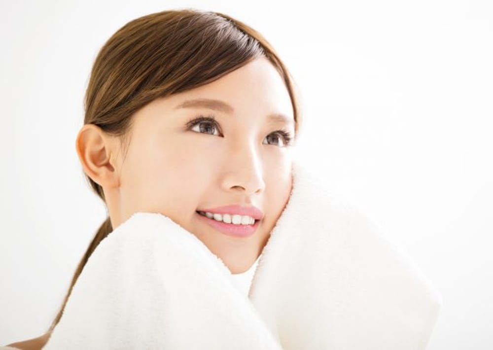 Почему японцы выглядят так молодо? Зеленый чай и никакого ультрафиолета: 7 главных секретов красоты из Страны восходящего солнца