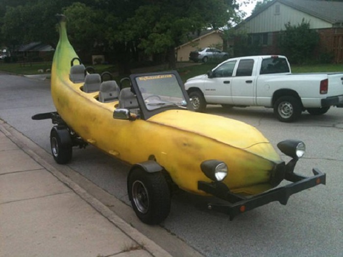 Авто в виде банана или с ажурным корпусом: необычные автомобили, которые доказывают, что фантазия инженеров не имеет границ