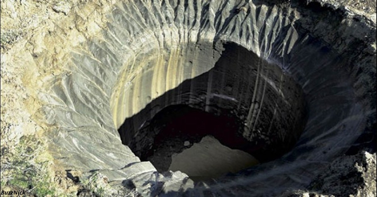 В России открылся гигантский таинственный кратер. Вот как это случилось