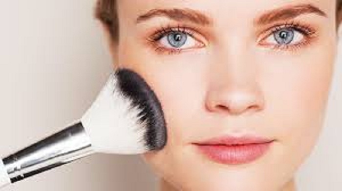 Секреты идеального макияжа: памятка, которая поможет собрать косметичку