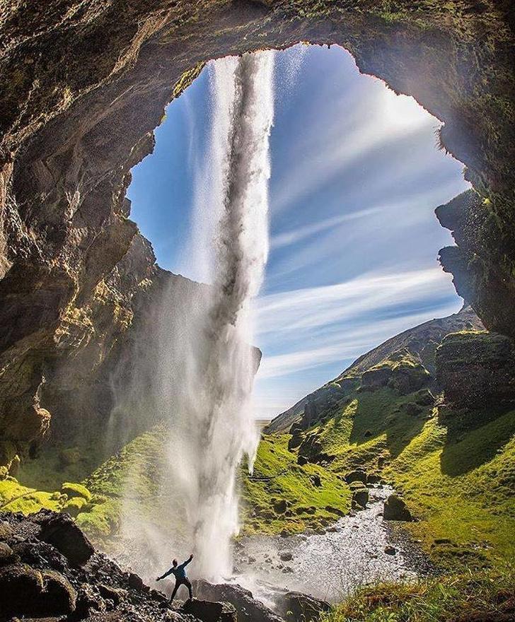 Места, которые не указывает ни один путеводитель: водопад Скоугафосс называют одним из самых красивых в мире