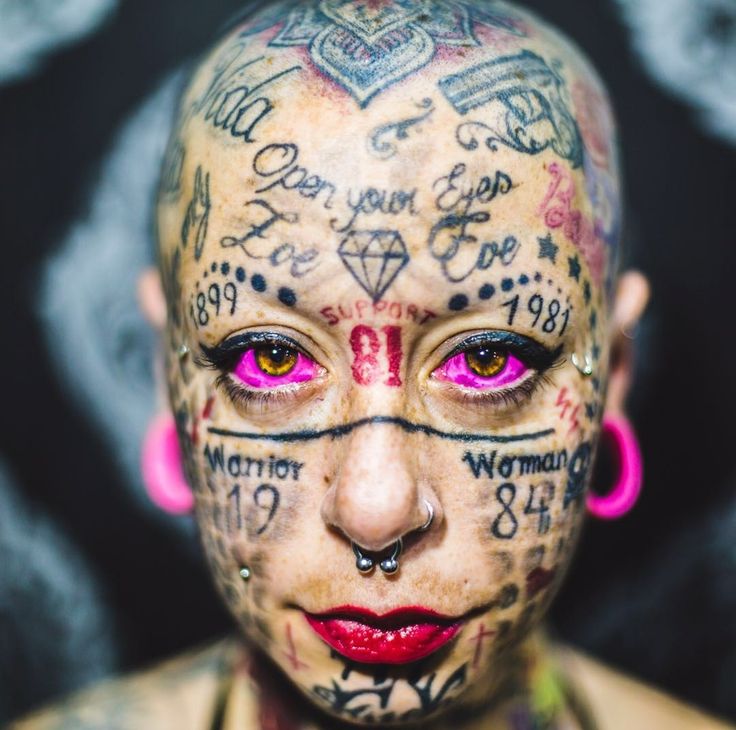  Я устала : самая татуированная женщина собирается удалить почти все свои татуировки, потому что надоело