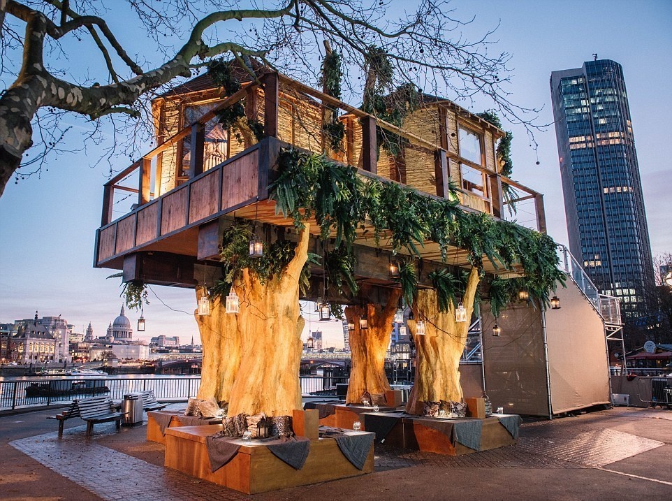 Роскошный дом на деревьях, который откроет его посетителям вид на Лондон