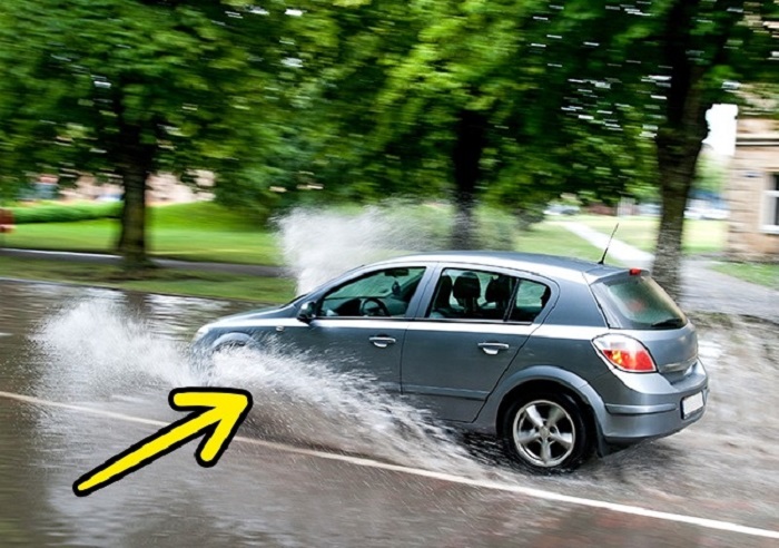 8 трюков, которые помогут вам сэкономить на бензине: зачем нужно регулярно проверять давление в шинах и почему лучше не ездить в дождь