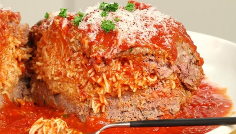 Спагетти болоньезе в необычном исполнении: домашние оценили мою задумку