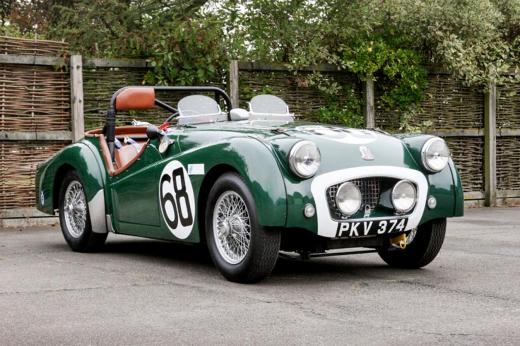 Легендарный гоночный  Триумф TR2 : автомобиль выставлен на аукцион впервые за 47 лет. Ожидается, что машина принесет 100 140 000 £
