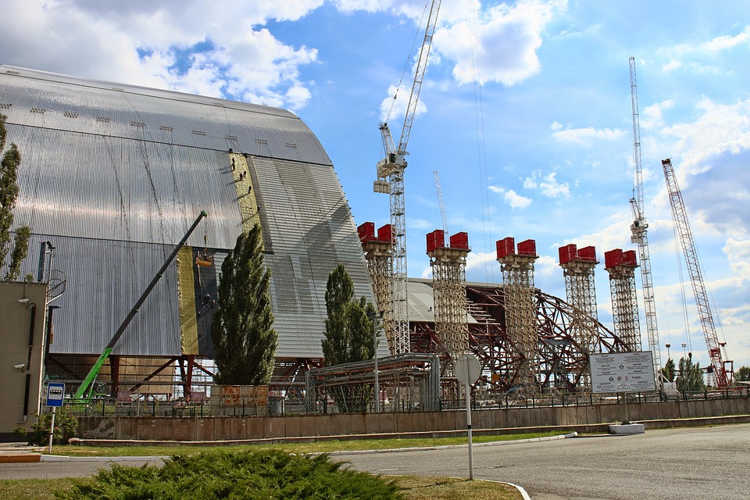 Все ради развития туризма: Украина открыла пункт управления радиоактивным чернобыльским реактором