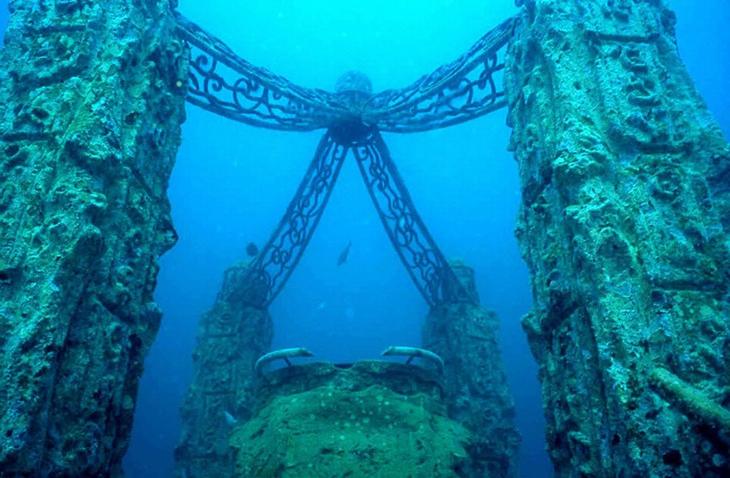 7 чудесных подводных развалин со своей уникальной историей: как они выглядят в наше время