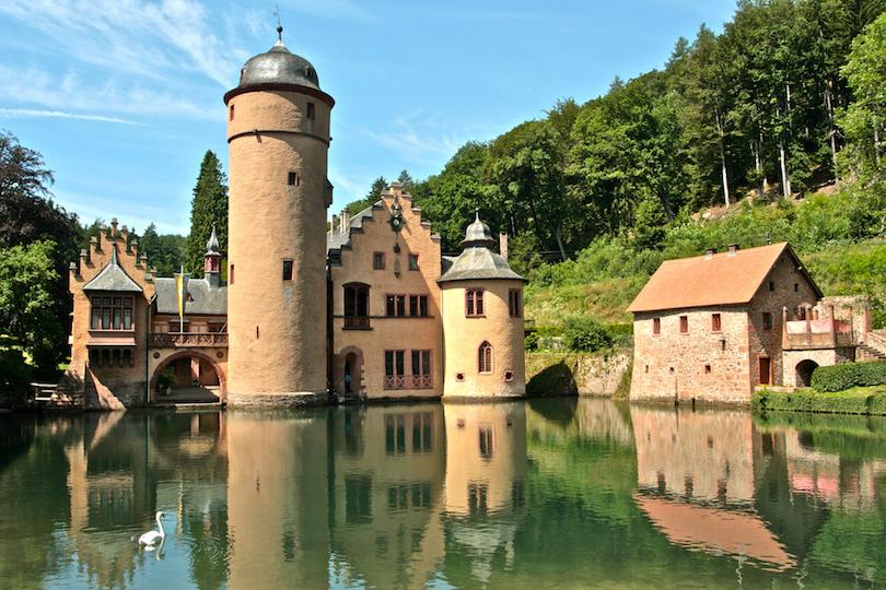 10 самых красивых замков Германии: почему замок Нойшванштайн считается самым популярным в Европе