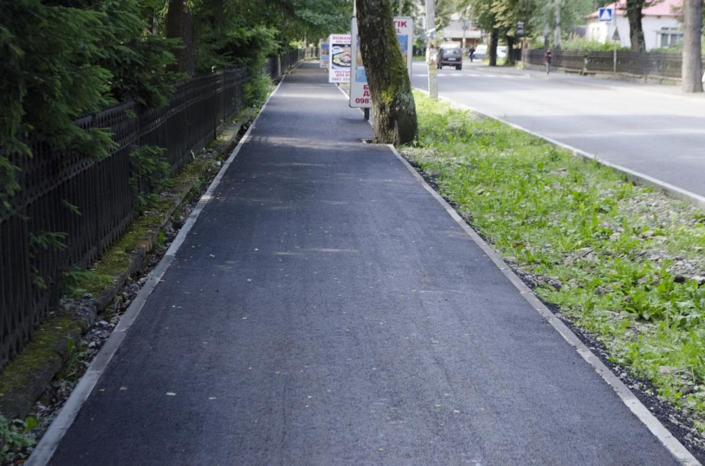Ученые предложили делать мягкие тротуары, чтобы предотвратить травмы при падении