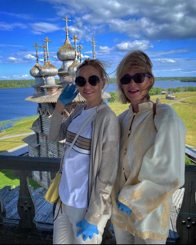 Олимпийская чемпионка Татьяна Навка вместе с дочкой посетила Карелию и осталась в восторге