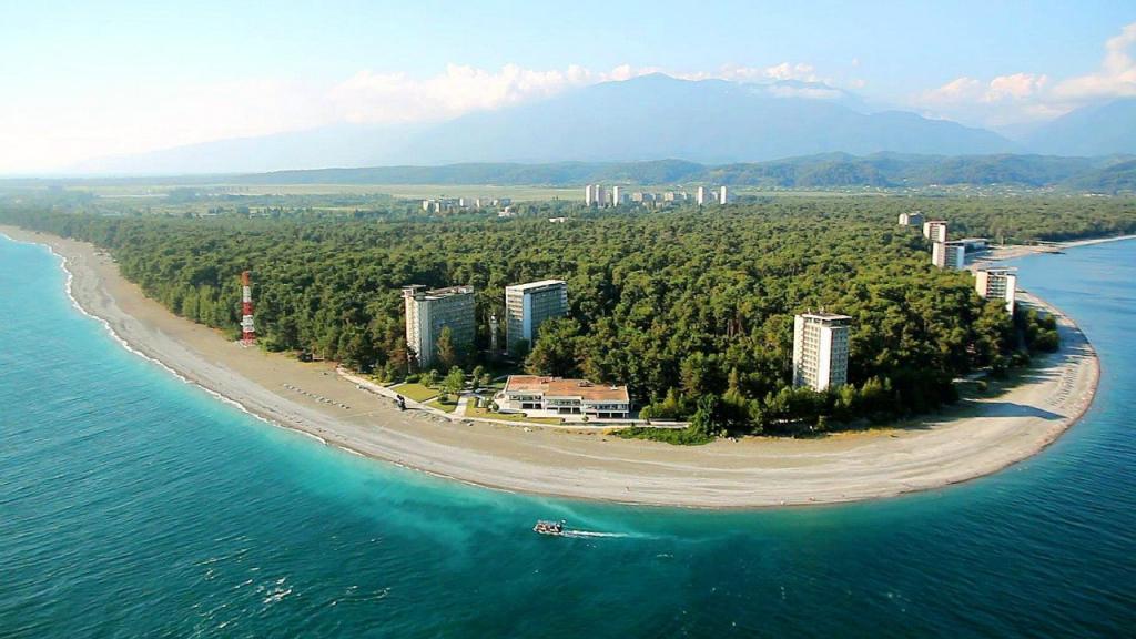 Узнали, что Абхазия может скоро открыться: не теряем время и выбираем лучшее направление для отдыха в этой близкой нам стране