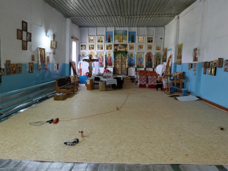 Архитектурные жемчужины Омской области: волонтеры помогают восстанавливать старинные деревянные храмы (фото)