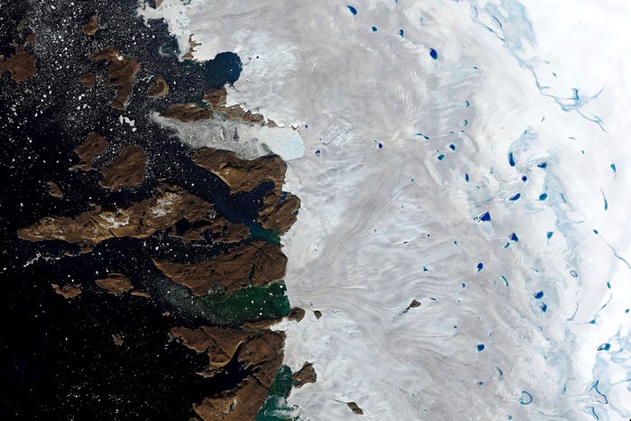 Тающий ледяной покров Гренландии миновал 