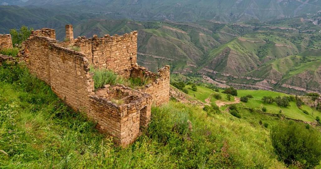 Не хуже Мачу-Пикчу: в горах Дагестана есть хорошо сохранившиеся деревни, которым более 2000 лет (фото)