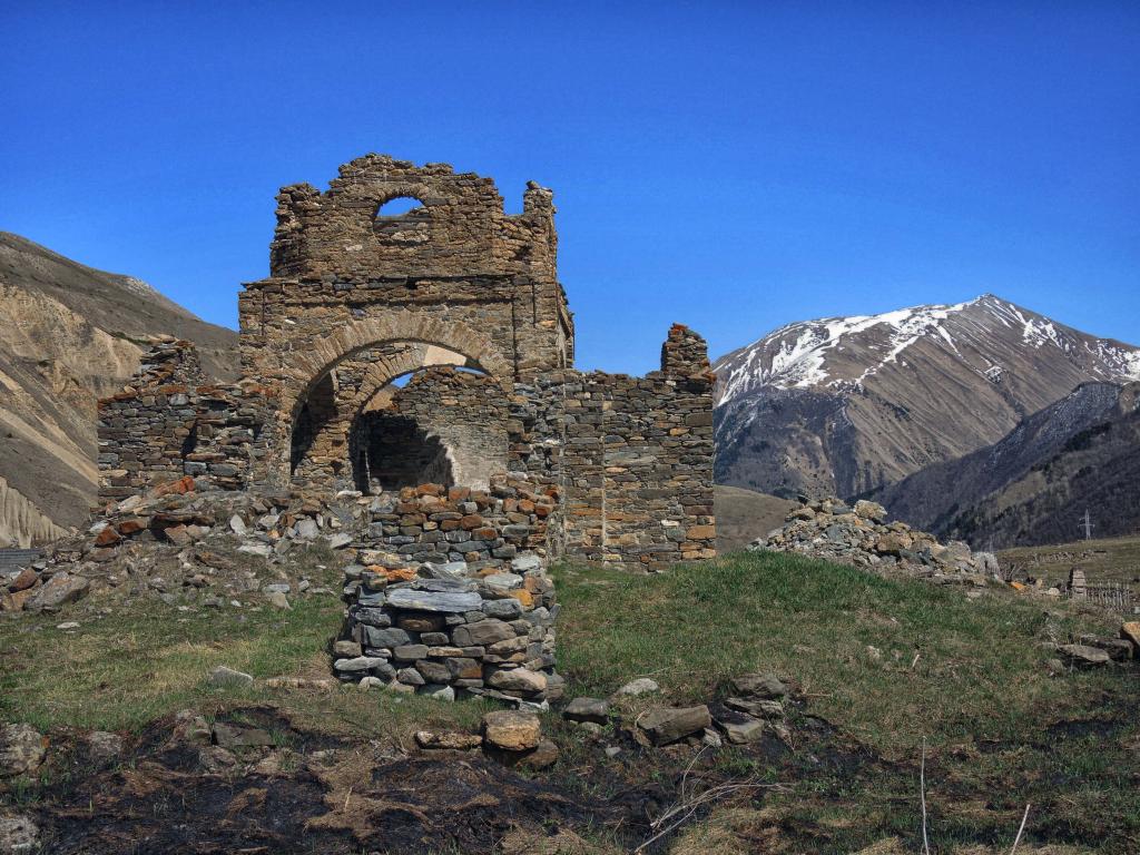 В Северной Осетии начались работы по реконструкции средневекового селения и нескольких древних храмов