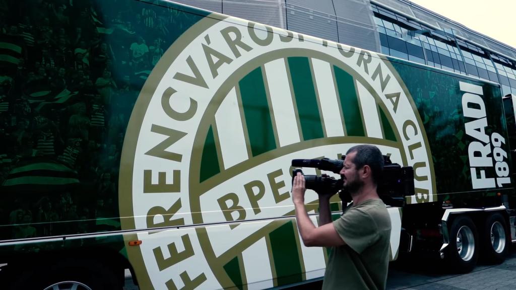 Венгрия: ФК «Ференцварош», чтобы приблизить клуб к своим болельщикам, организовал выставку в 20-метровом грузовике FRADI TRUCK
