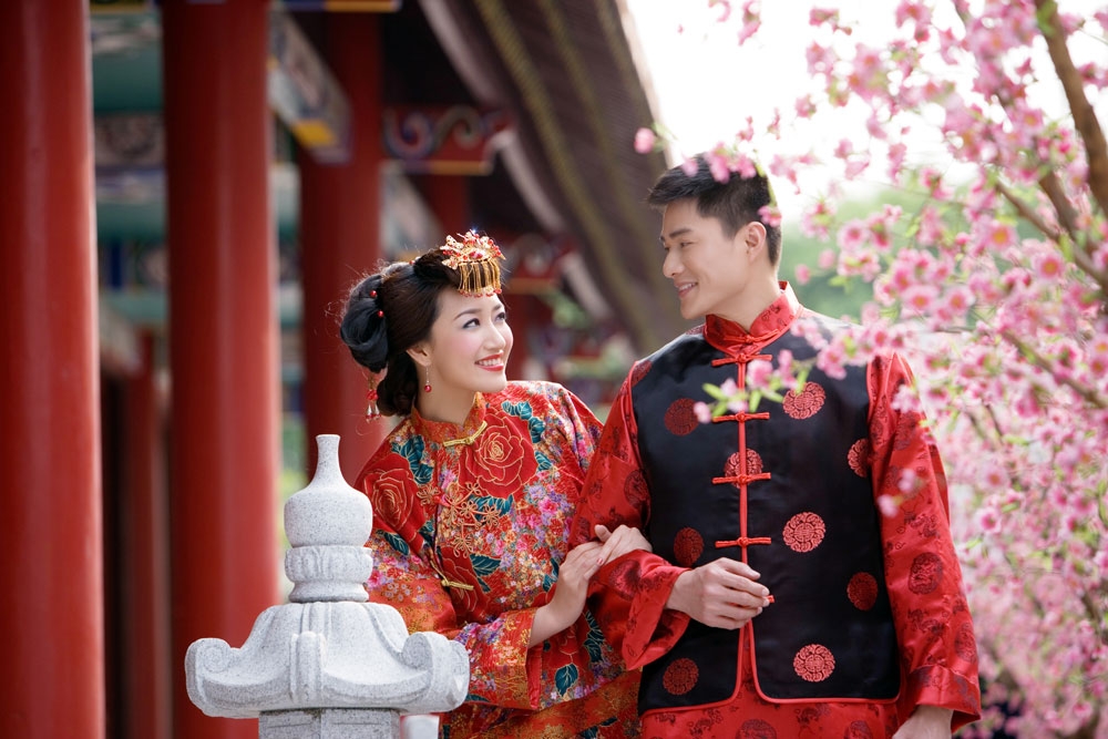 «Золотая неделя»: свадебный бум в Китае. Более 600 000 влюбленных пар вступили в брак
