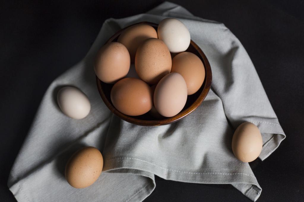 Таинственный витамин B12 – причина съесть яичницу с утра: почему нашему организму необходим классический завтрак