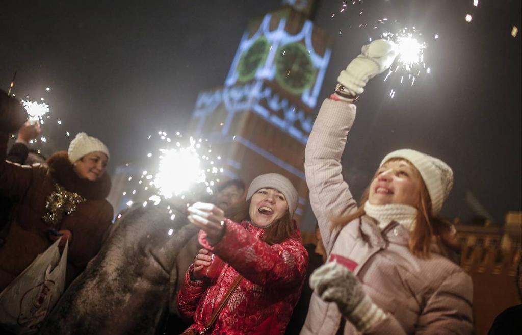 Сочи, Калининград, Петербург: названы самые популярные российские города для встречи Нового года