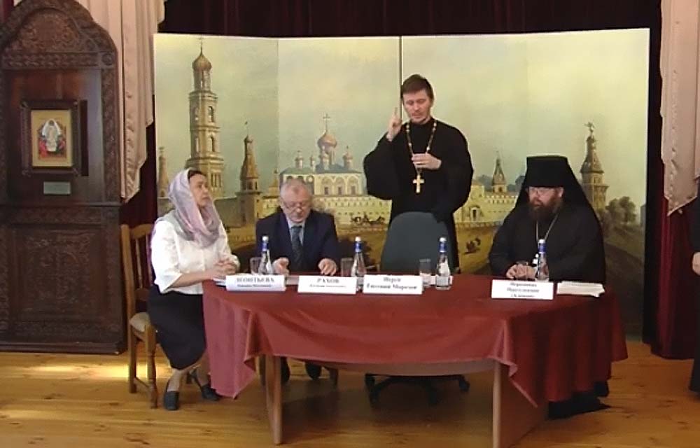 Как молиться в церкви тем, кто не слышит: в Москве состоялся форум представителей православных общин для глухих