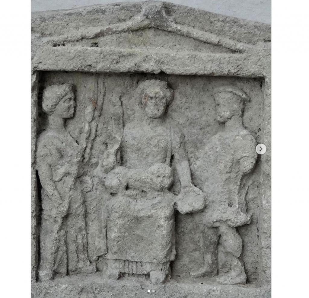 Археологические находки в Анапе: люди нашли античный бюст древнегреческой богини Деметры