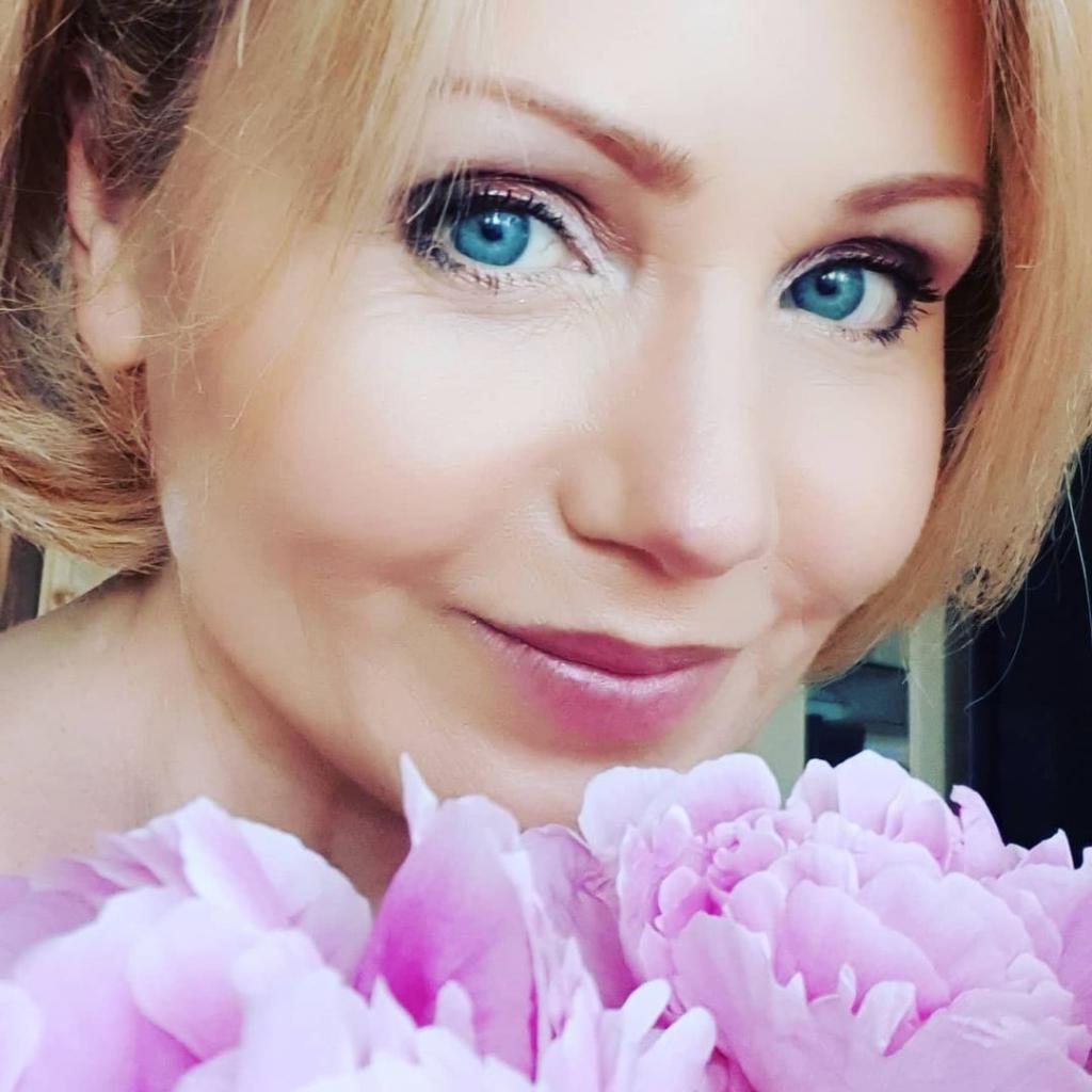Актриса Ирина Климова откровенно призналась, почему рухнули два ее брака