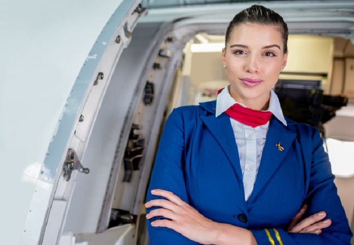 Почему стюардессы всегда выглядят привлекательно: бортпроводницы поделились секретами своей красоты