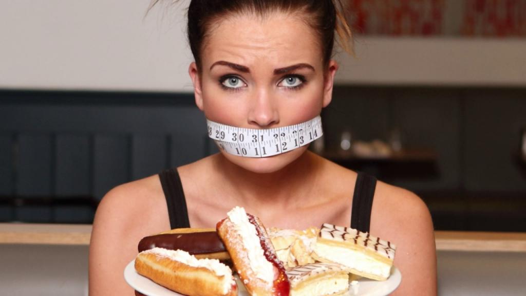 Правильное питание и диеты: стоит ли ограничивать себя ради похудения (мнения диетологов)