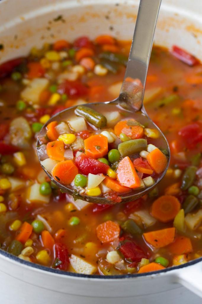 Яркий, ароматный, вкусный суп для поста из любых овощей