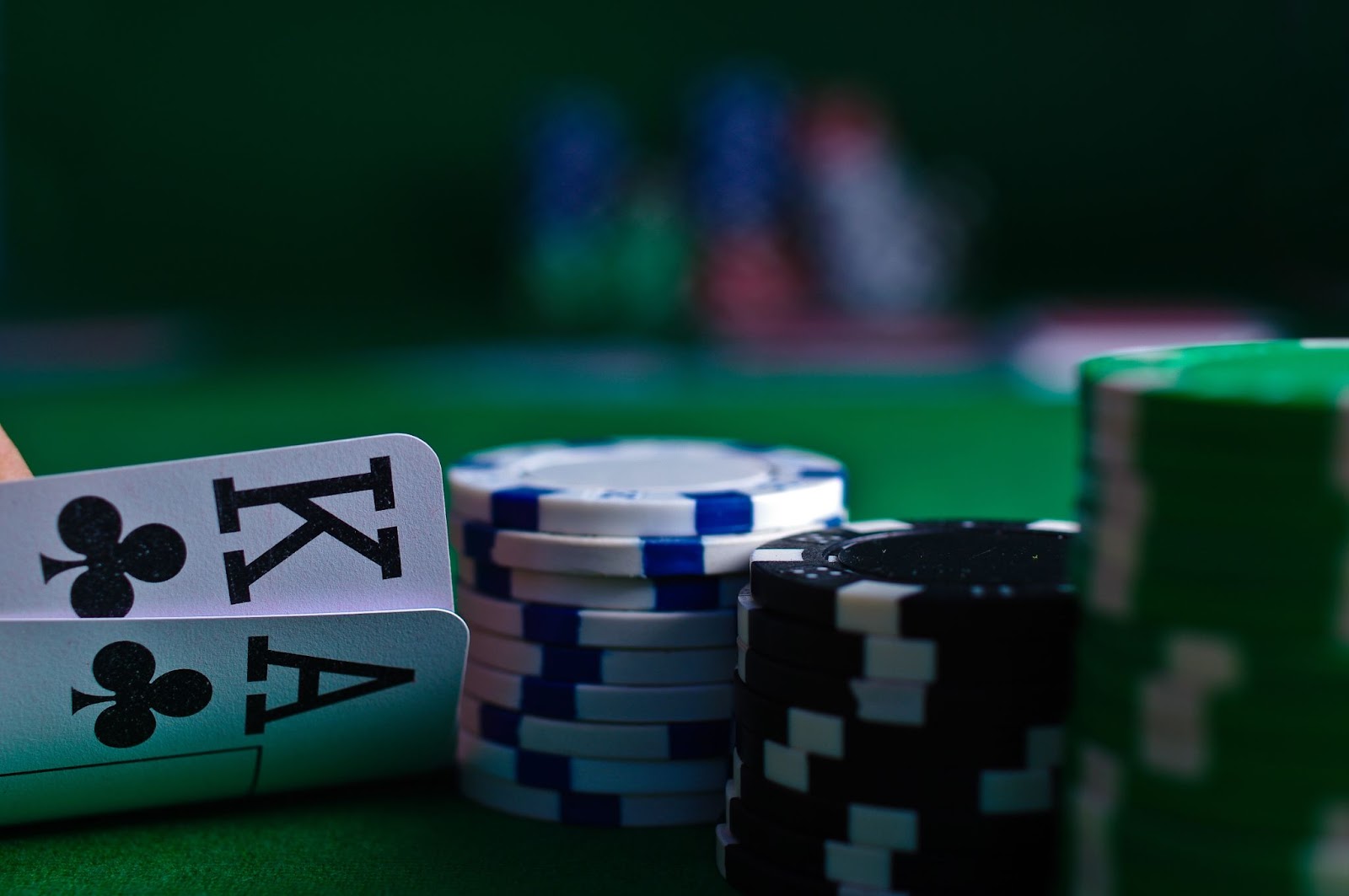 Как привлекают в казино: правда и мифы