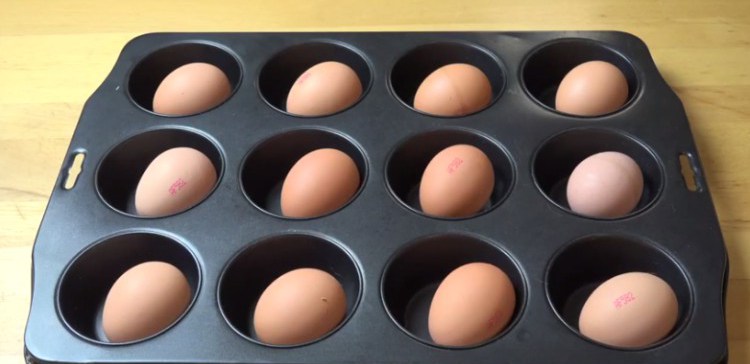 Что будет, если запечь яйца в духовке?