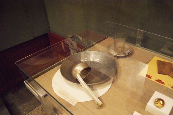 История о том, почему простая алюминиевая тарелка выставлена в челябинском музее