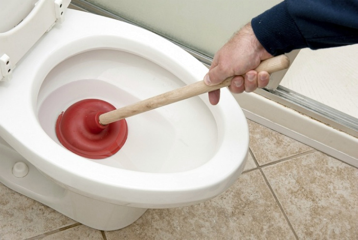 9 уловок, которые позволят справиться с проблемами в ванной самому, а не вызывать сантехника